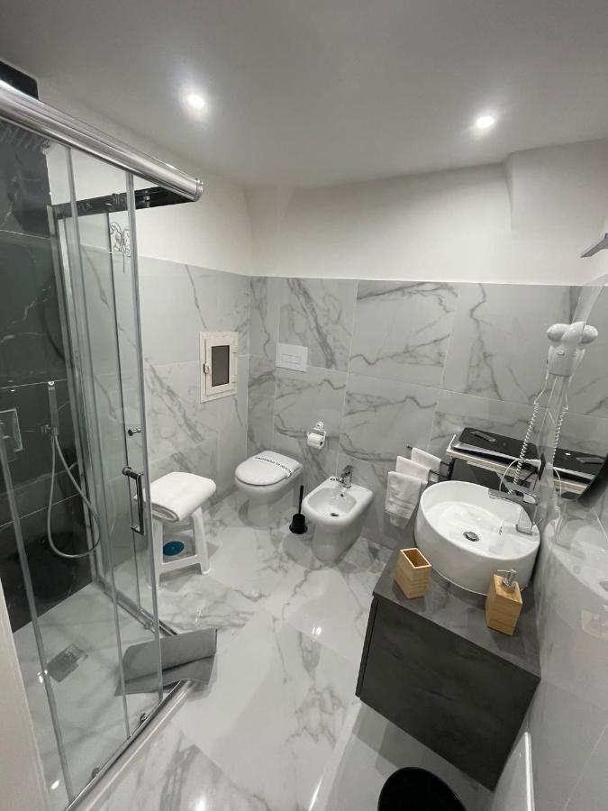 Ludben House Hotel Nápoly Kültér fotó