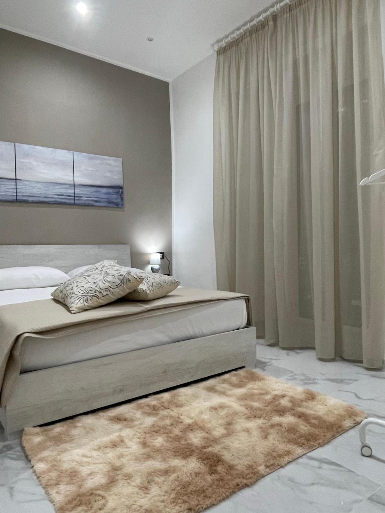 Ludben House Hotel Nápoly Kültér fotó