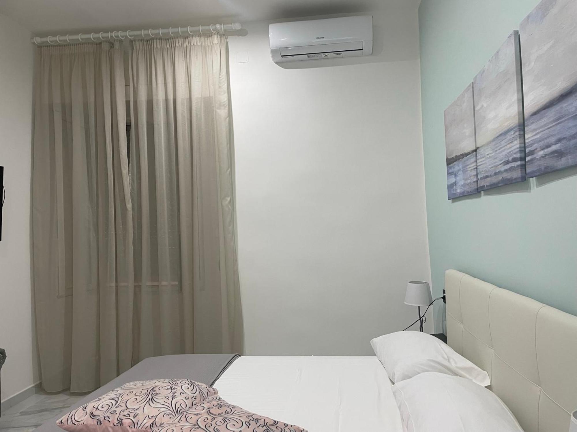 Ludben House Hotel Nápoly Kültér fotó